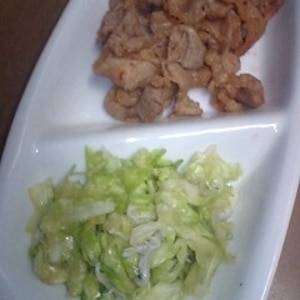 副菜に(/・ω・)/☆簡単・キャベツと雑魚サラダ